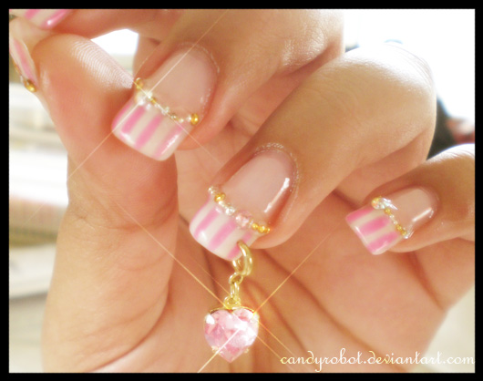 Pinky_Heart_Nails_by_CandyRobot